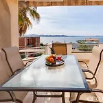 Apartment Luxury With Beautiful Sea View Kozino