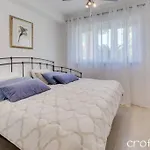 Luxury With Beautiful Sea View Apartment *