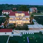 Luxury With Beautiful Sea View