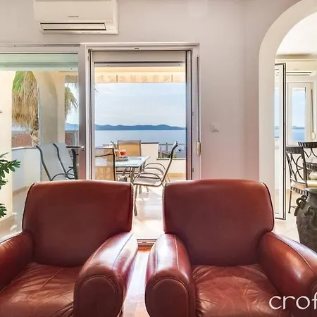 דירה Luxury With Beautiful Sea View Kožino