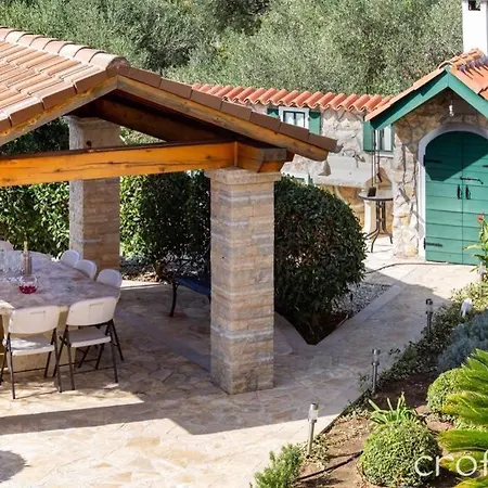 Luxury With Beautiful Sea View 아파트 Kožino