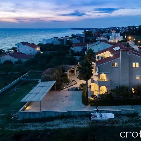 아파트 Luxury With Beautiful Sea View